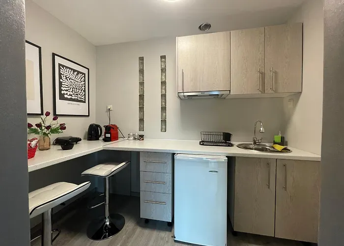 Panoramic * 卡斯托里亚