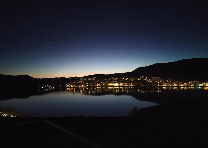 Panoramic * 卡斯托里亚